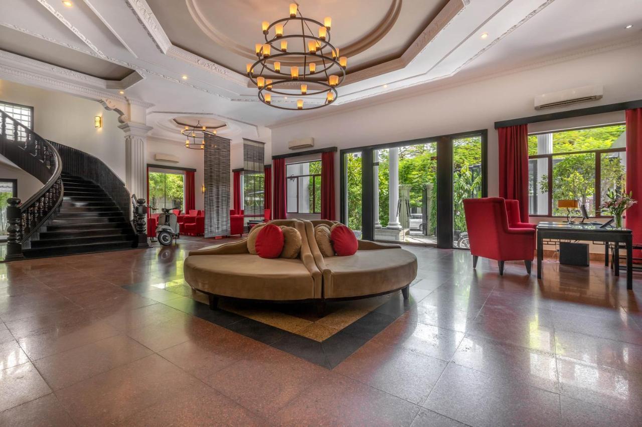 White Mansion 白色公馆 Ξενοδοχείο Πνομ Πενχ Εξωτερικό φωτογραφία