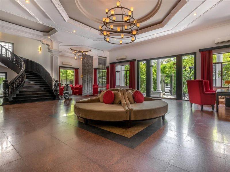 White Mansion 白色公馆 Ξενοδοχείο Πνομ Πενχ Εξωτερικό φωτογραφία