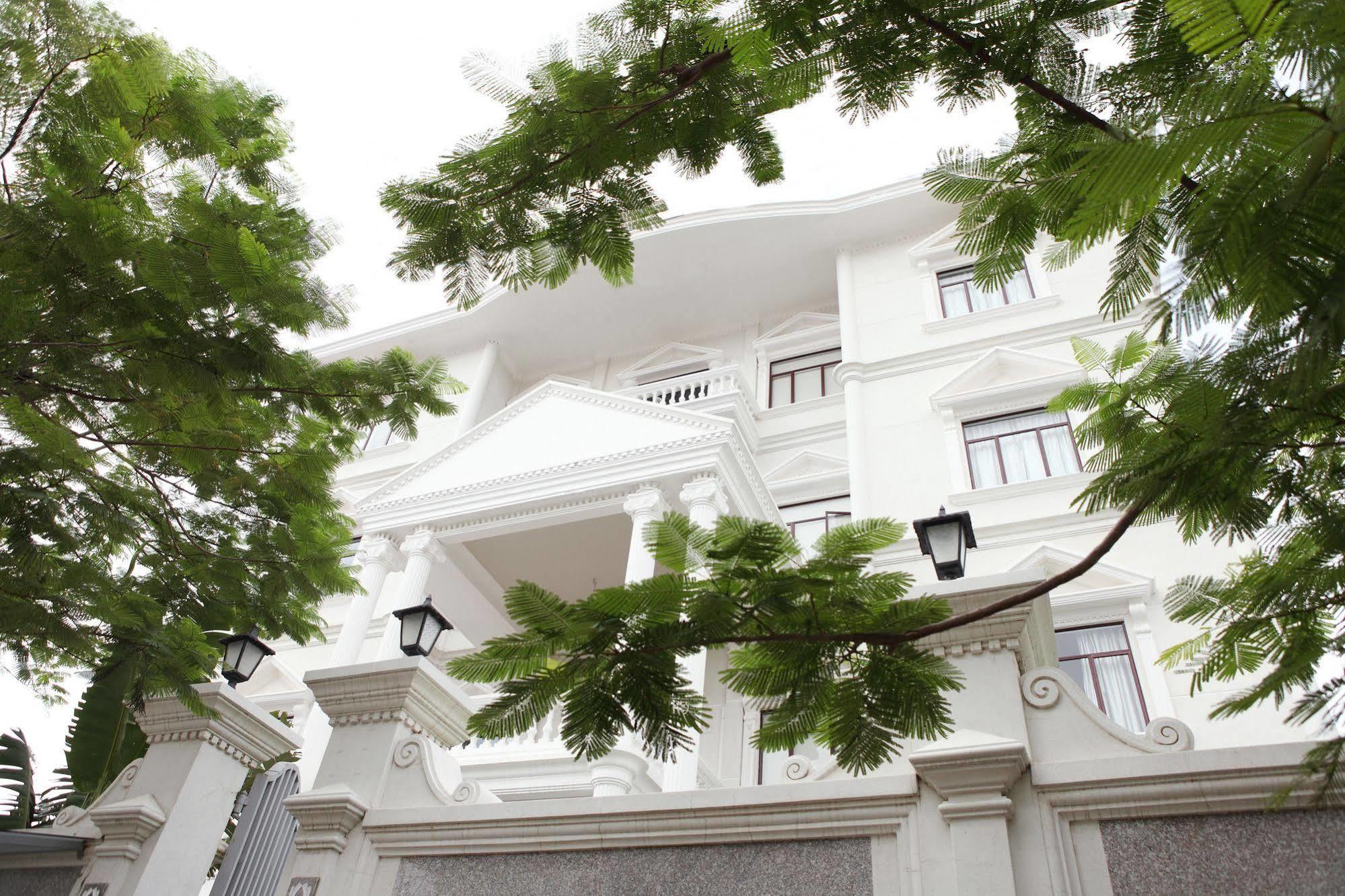 White Mansion 白色公馆 Ξενοδοχείο Πνομ Πενχ Εξωτερικό φωτογραφία